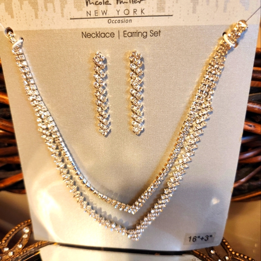 Nicole Miller Necklace and Earring Set NWT